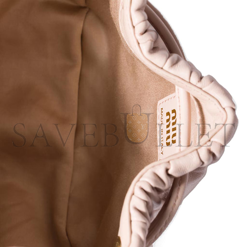 MIU MIU MATELASSÉ NAPPA LEATHER POUCH 5ND022 01 (16*14*7.5cm) MIU MIU MATELASSÉ NAPPA LEATHER POUCH 5ND022 01 (16*14*7.5cm)